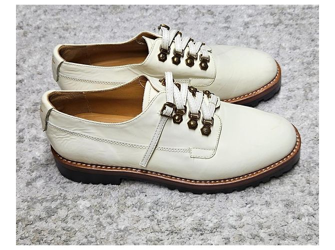 Scarpe Derby stringate in pelle verniciata bianca Christian Dior Bianco - vista 4