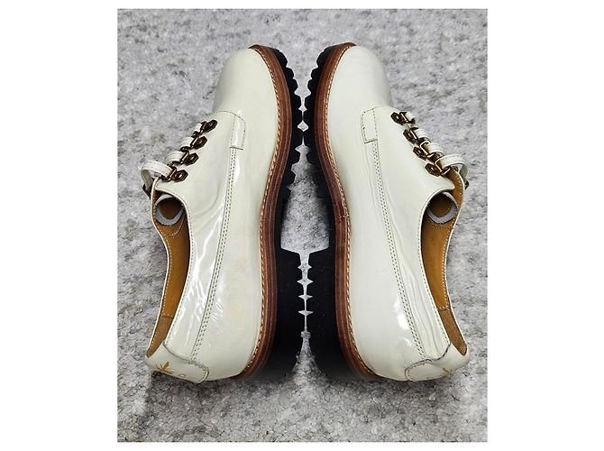 Scarpe Derby stringate in pelle verniciata bianca Christian Dior Bianco - vista 6