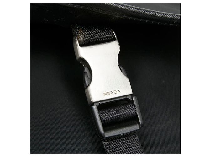 Borsa a tracolla Prada con placca logo triangolare Nero - vista 9