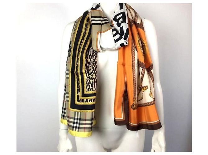 Burberry Seidentuch Braun Schwarz Weiß Beige Golden Orange Leopardenprint - Ansicht 4
