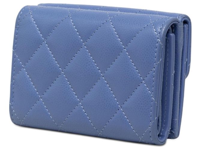 Cartera tri-fold Chanel Coco Mark Matelassé Azul - vista 2