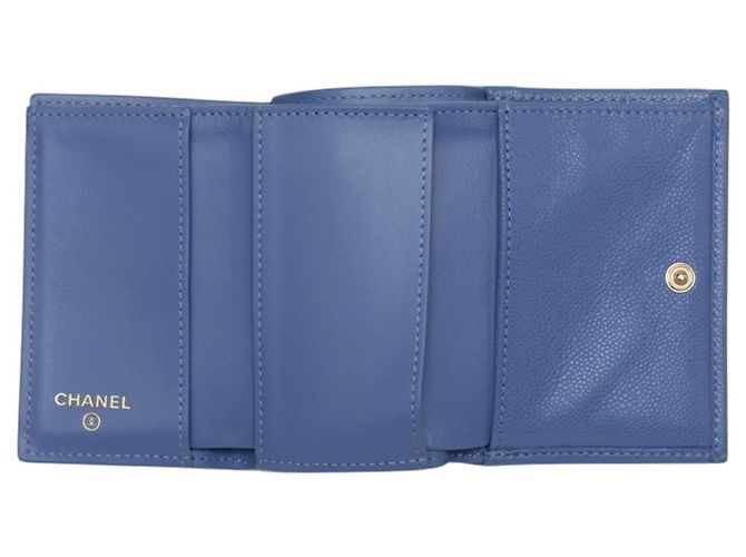 Cartera tri-fold Chanel Coco Mark Matelassé Azul - vista 4