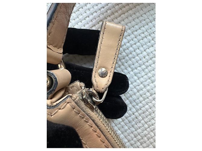 Borsa a tracolla Gucci Monogram Heart Rosa Beige - vista 11