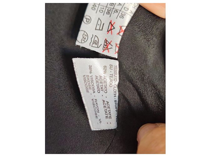 Max Mara Schwarzer Blazer mit Perlmuttknöpfen - Ansicht 10