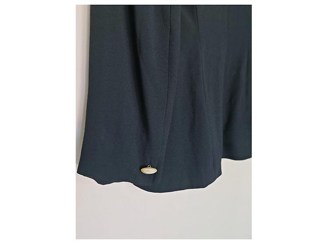 Max Mara Schwarzer Blazer mit Perlmuttknöpfen - Ansicht 12