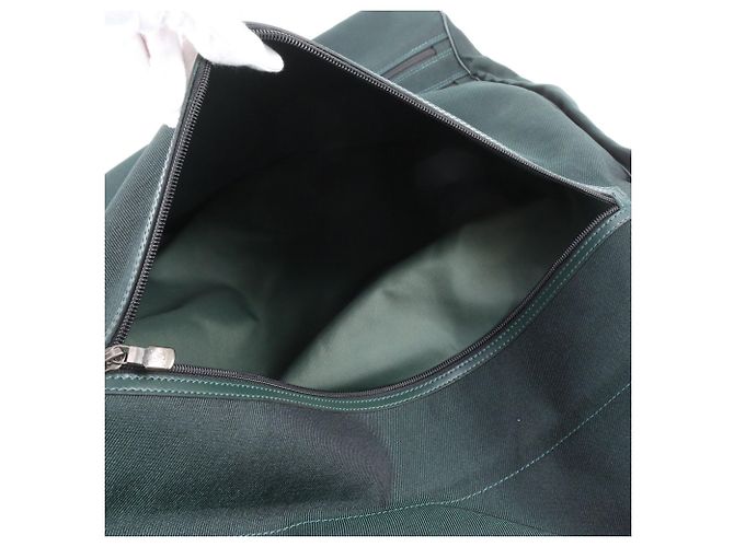 Borsa a tracolla Louis Vuitton Taiga Portable Cinq Centrée - vista 11