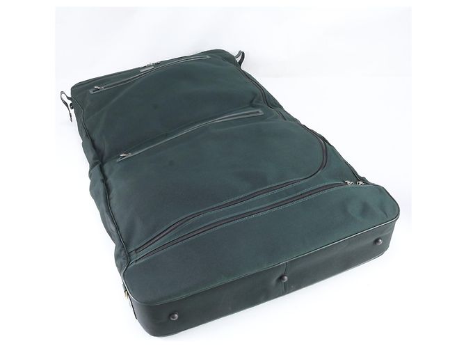 Borsa a tracolla Louis Vuitton Taiga Portable Cinq Centrée - vista 8