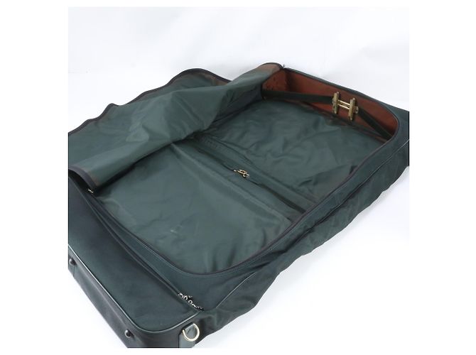 Borsa a tracolla Louis Vuitton Taiga Portable Cinq Centrée - vista 9
