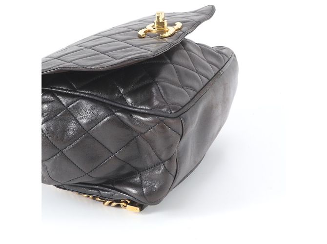 Zaino e borsa a tracolla Chanel in pelle d'agnello matelassé con catena Nero - vista 4