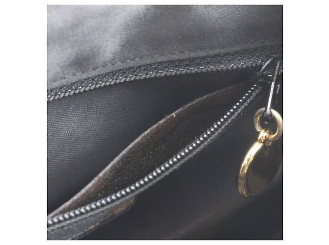 Zaino e borsa a tracolla Chanel in pelle d'agnello matelassé con catena Nero - vista 8