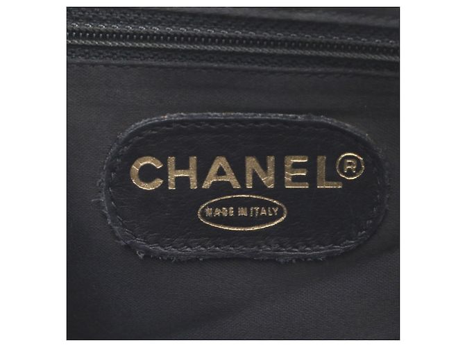 Zaino e borsa a tracolla Chanel in pelle d'agnello matelassé con catena Nero - vista 9