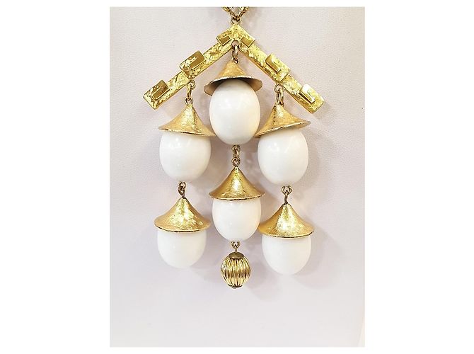 Autre Marque Collana con pendente a perle bianche Trifari placcata in oro Bianco D'oro - vista 4