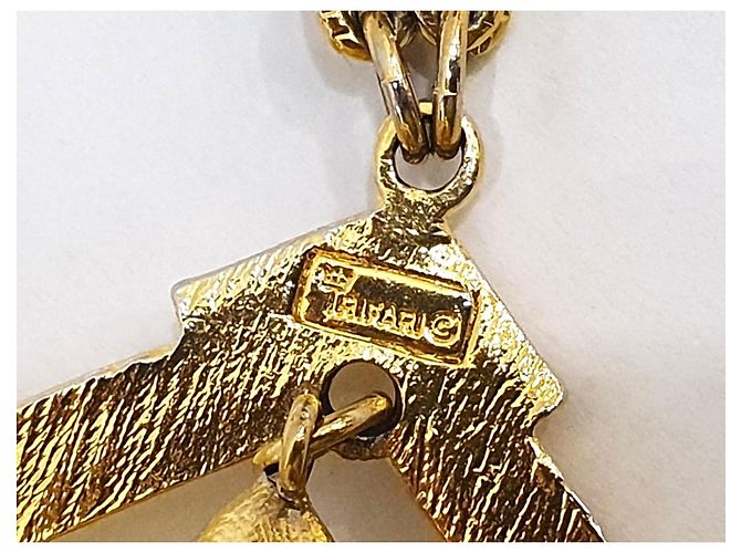 Autre Marque Collana con pendente a perle bianche Trifari placcata in oro Bianco D'oro - vista 9