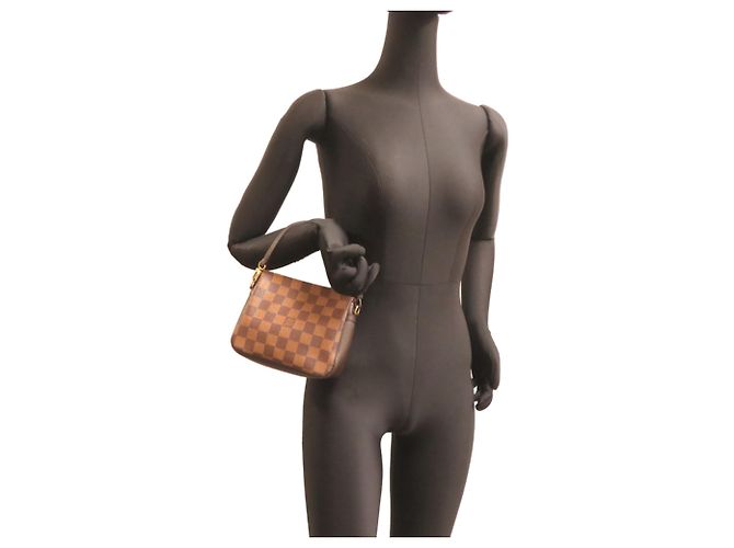 Louis Vuitton Trousse Makeup Handbag Marron - vue 9