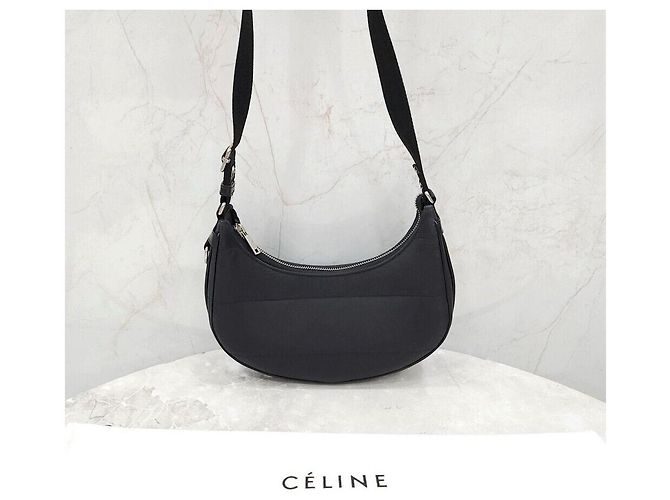 Céline Bolsa Ava acolchoada de nylon Preto - vista 8