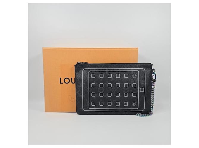 Louis Vuitton Custodia per iPad e Clutch Collaboration Monogram Eclipse Fragment Multicolore - vista 2