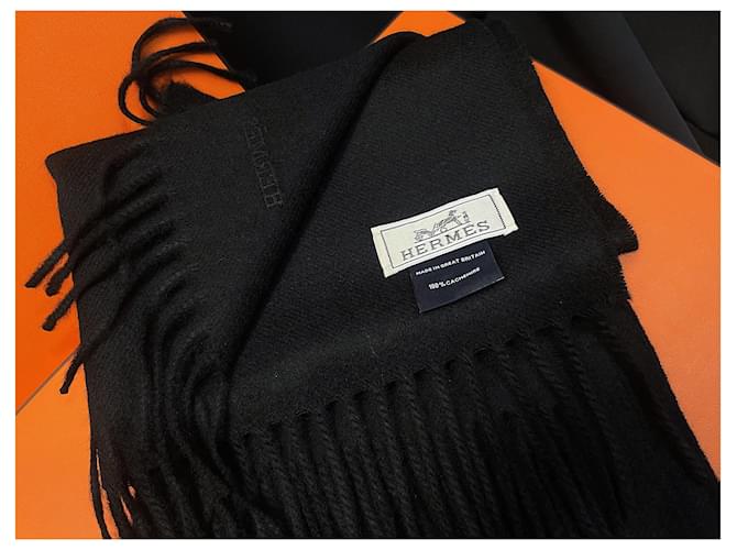 Hermès Schwarzer Kaschmirschal mit gesticktem Logo Mehrfarben - Ansicht 3