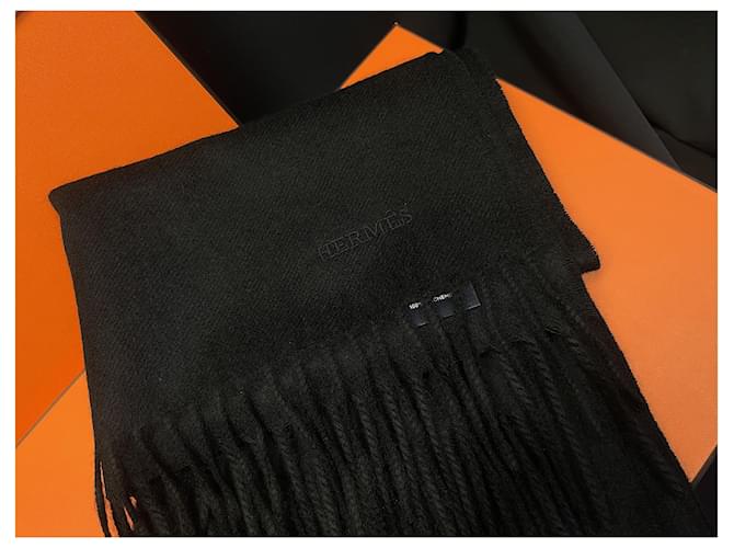 Hermès Schwarzer Kaschmirschal mit gesticktem Logo Mehrfarben - Ansicht 4