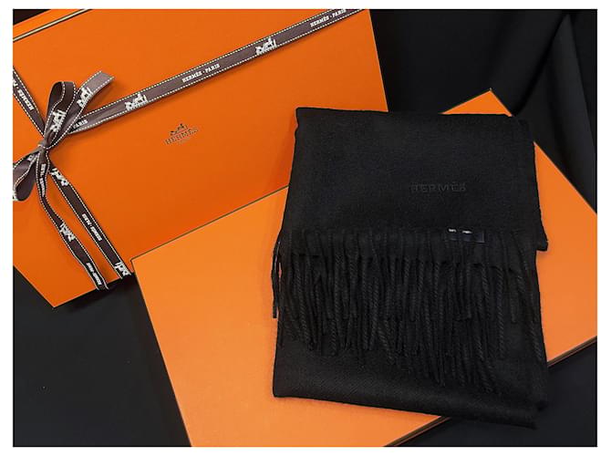 Hermès Schwarzer Kaschmirschal mit gesticktem Logo Mehrfarben - Ansicht 5