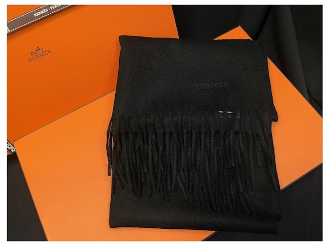 Hermès Schwarzer Kaschmirschal mit gesticktem Logo Mehrfarben - Ansicht 6