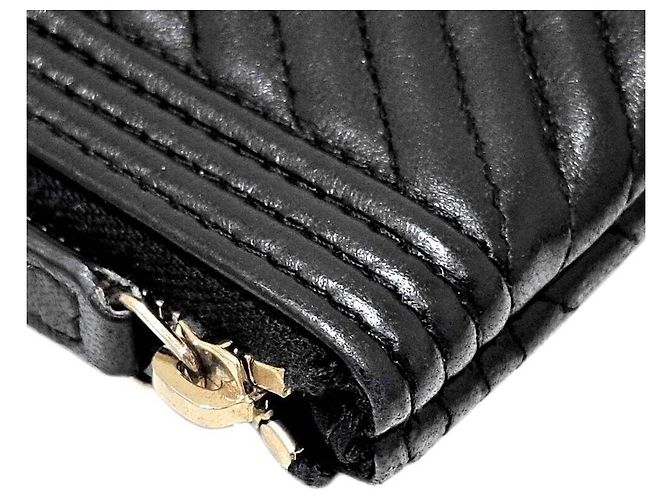 Chanel Boy Clutch New Medium in nappa chevron Nero - vista 3