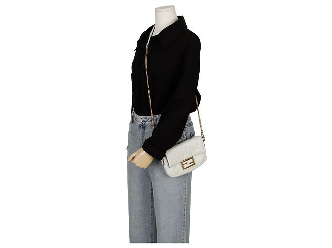 Fendi Borsa a Tracolla Mini Baguette Tote Bianco - vista 13