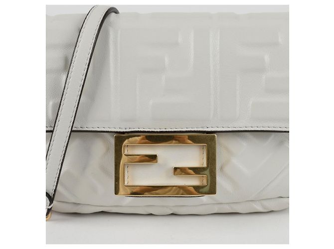 Fendi Borsa a Tracolla Mini Baguette Tote Bianco - vista 2