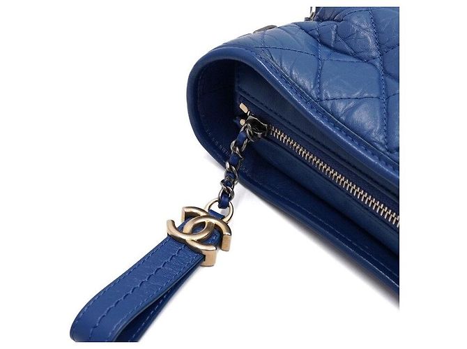Chanel Gabrielle Small Hobo Chain Shoulder Bag and Crossbody Blue - view 10