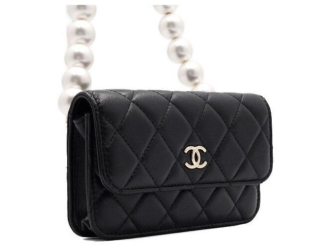 Chanel Mini borsa a tracolla e crossbody in pelle nera con catena di perle Nero - vista 4