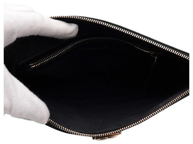 Chanel Bolso Clutch Boy Medium Chevron Negro - vista 5