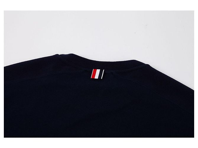 Thom Browne Milano Cotton T-Shirt mit diagonalen Ärmeln - Ansicht 6