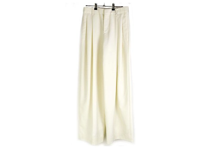 Louis Vuitton Oversized Wool Setup White - view 6