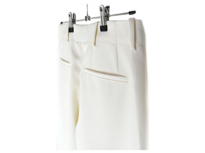 Louis Vuitton Oversized Wool Setup White - view 9
