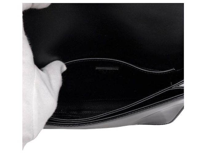 Prada Borsa a spalla con patta e borsa a tracolla in pelle spazzolata nera Nero - vista 5