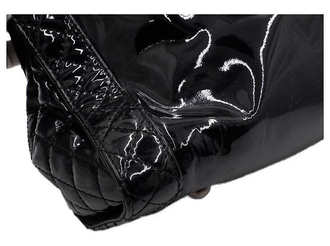Chanel Borsa a tracolla Reverso Boy in vernice nera con catena Nero - vista 9
