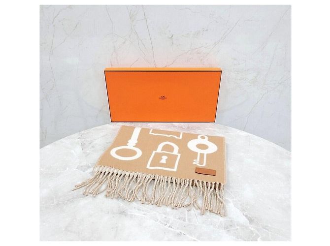 Hermès Nuovo Prodotto Casac Porte Clef Sciarpa in Cashmere Camel Blanc Marrone - vista 7