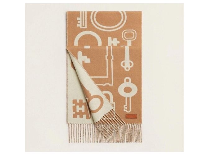 Hermès Nuovo Prodotto Casac Porte Clef Sciarpa in Cashmere Camel Blanc Marrone - vista 9