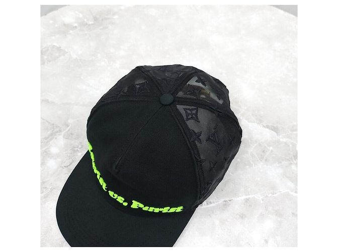 Louis Vuitton Gorra de malla Monogram Tourist Negro - vista 4