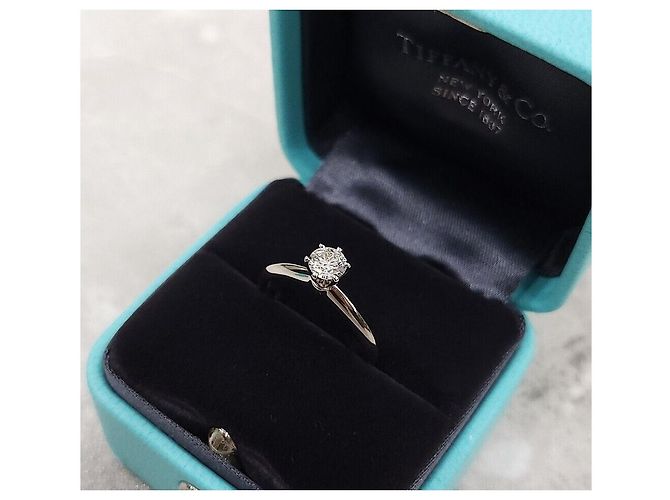 Tiffany & Co Neuer Ehering aus Platin und Diamanten Silber - Ansicht 7