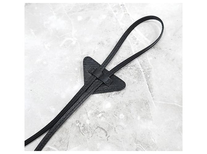Prada Bolo Tie de cuero Saffiano Negro - vista 3