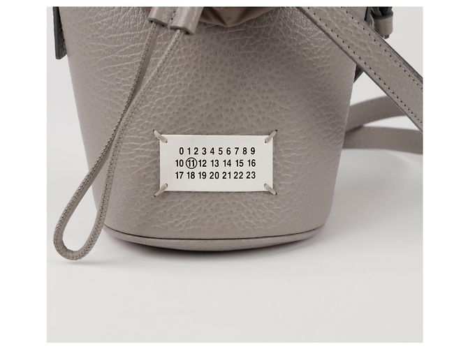 Maison Martin Margiela Borsa Micro Bucket a Spalla e Tracolla Marrone - vista 2