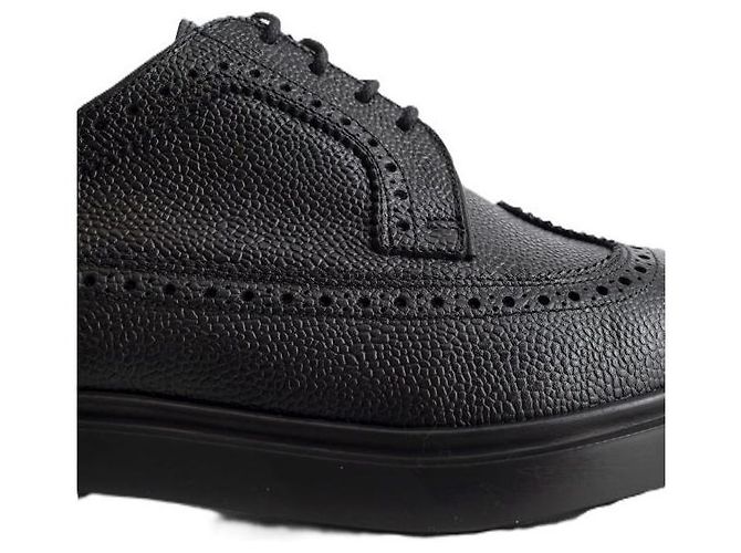 Thom Browne Scarpa Longwing Brogue in pelle grana pebble con suola in gomma - vista 8