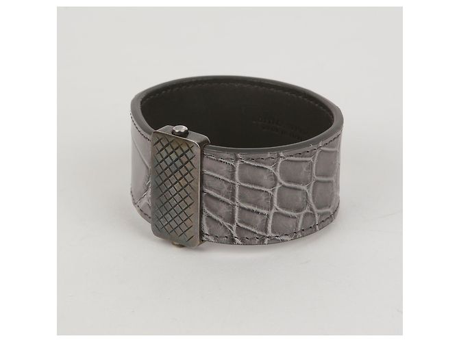 Bottega Veneta Pulsera Rígida con Hebilla Plateada Tamaño Negro - vista 3