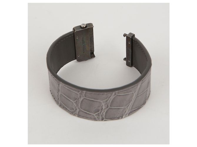 Bottega Veneta Pulsera Rígida con Hebilla Plateada Tamaño Negro - vista 5