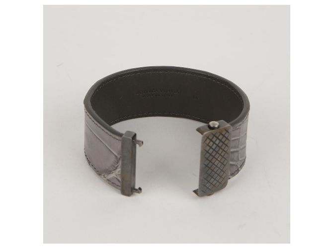 Bottega Veneta Pulsera Rígida con Hebilla Plateada Tamaño Negro - vista 6