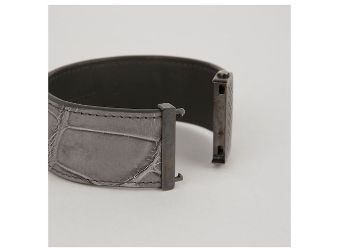 Bottega Veneta Pulsera Rígida con Hebilla Plateada Tamaño Negro - vista 7