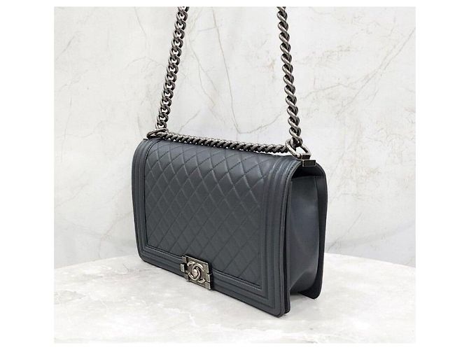 Chanel Borsa Boy Large Classica in vitello Nero - vista 2