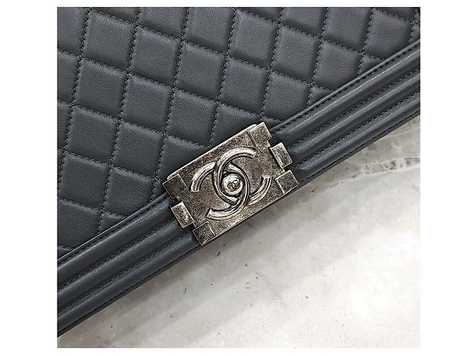 Chanel Borsa Boy Large Classica in vitello Nero - vista 4