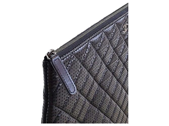 Chanel Clutch Grande Nero - vista 3