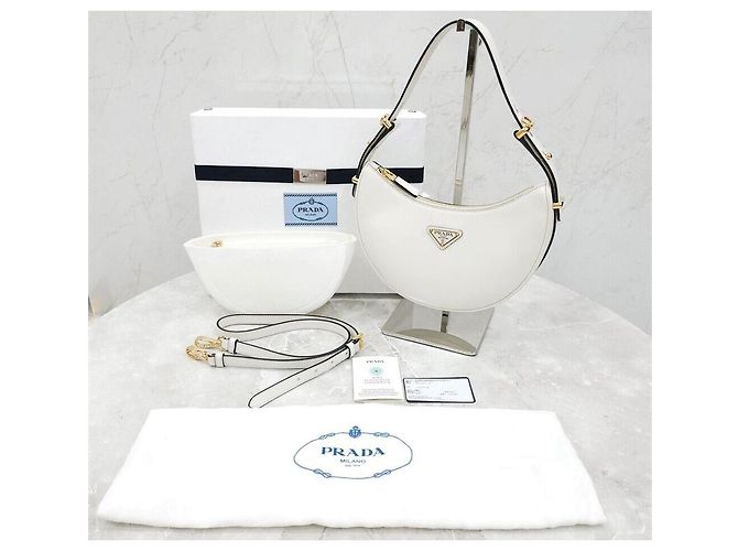 Prada Picca borsa a tracolla in pelle Arke Argento - vista 9